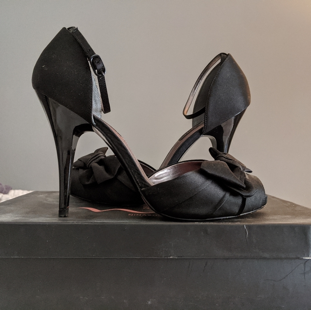 Nina- elektra heel